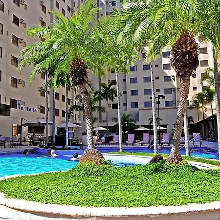 Prive Boulevard Suites Viaje Bem Caldas Novas Exterior photo