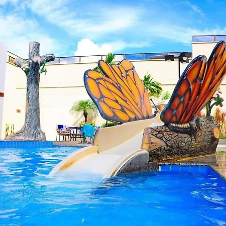 Prive Boulevard Suites Viaje Bem Caldas Novas Exterior photo